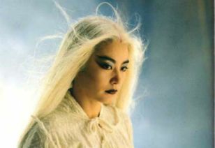 白发魔女传:林青霞与张国荣的水中绝恋